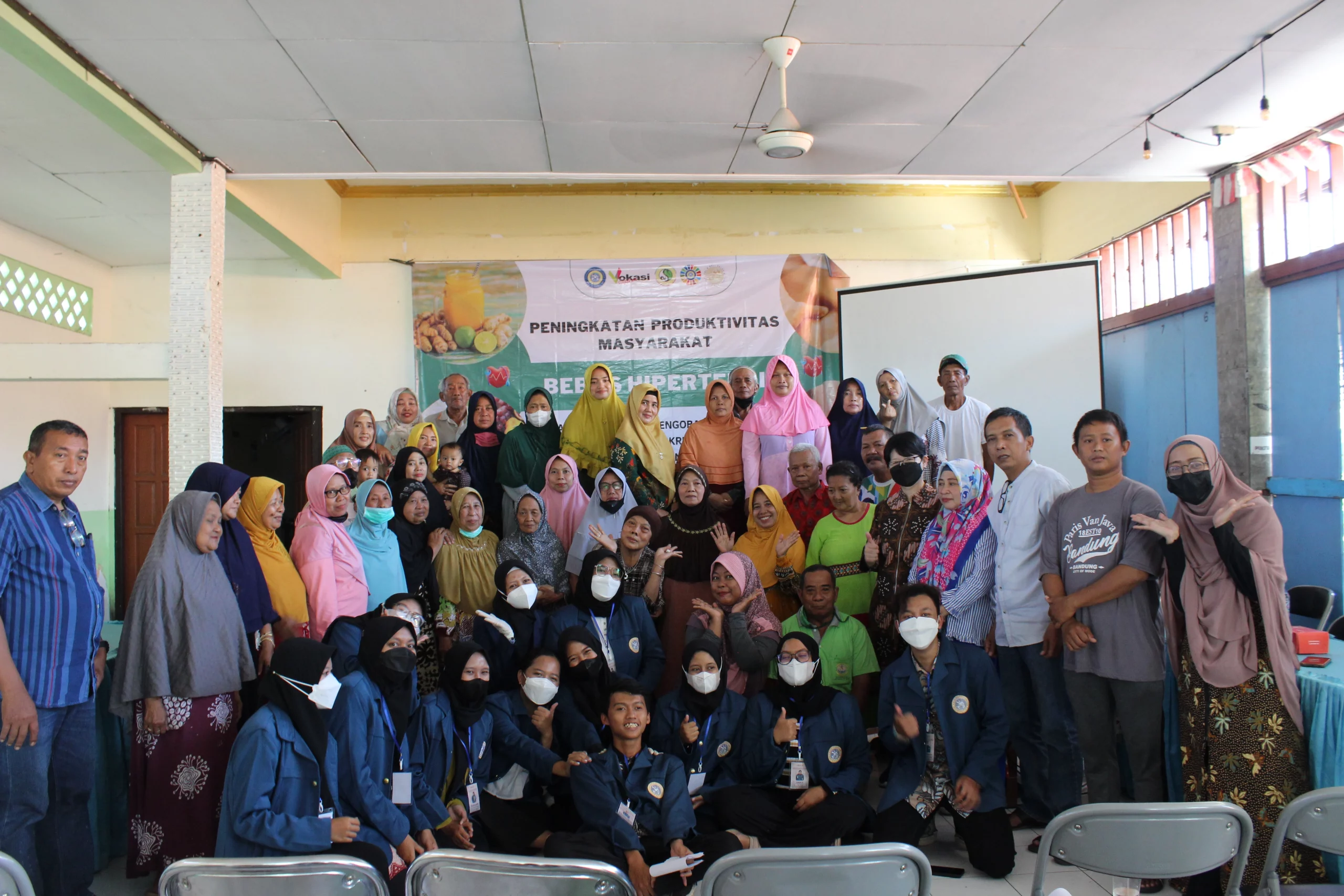 Peningkatan Produktivitas Masyarakat Bebas Hipertensi Pengobat Tradisional Melalui Pendekatan Kelurahan Morokrembangan Kecamatan Krembangan Kota Surabaya