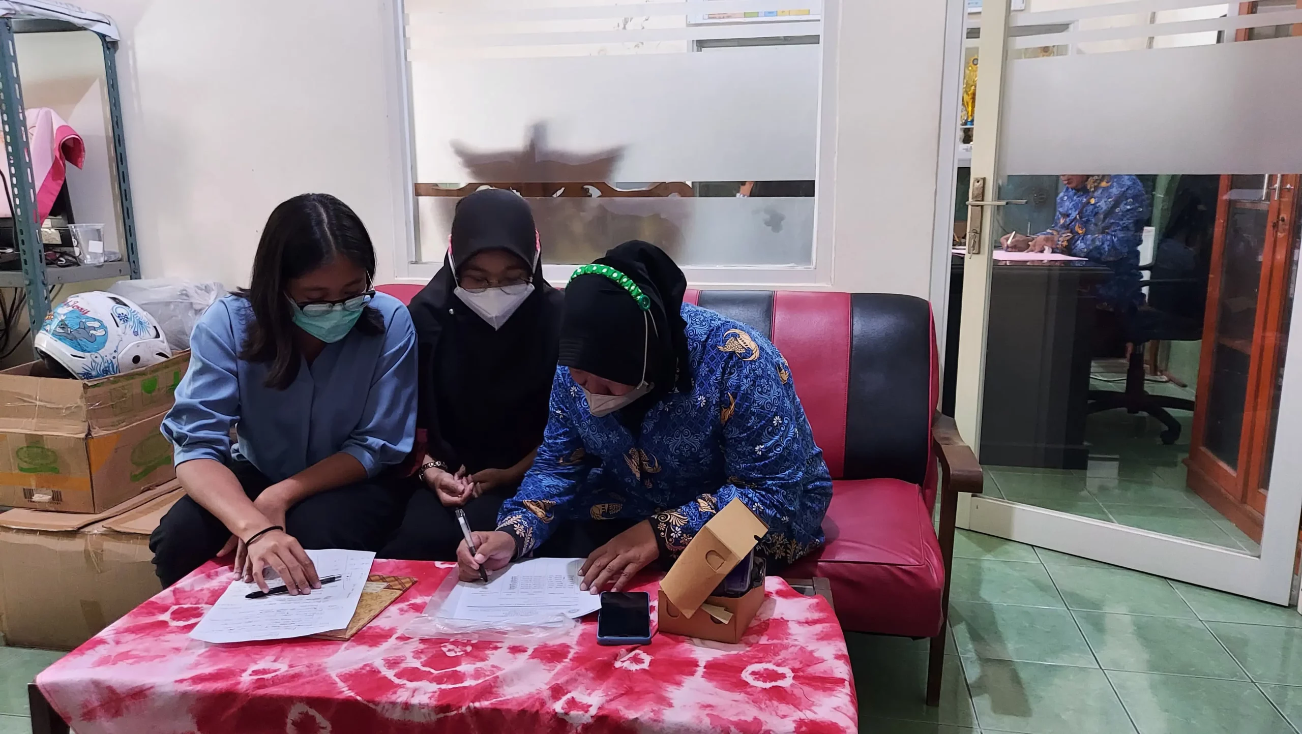 Intip Kegiatan Magang Mahasiswa D3 Perpustakaan Unair Di SDN Ploso III/174 Surabaya