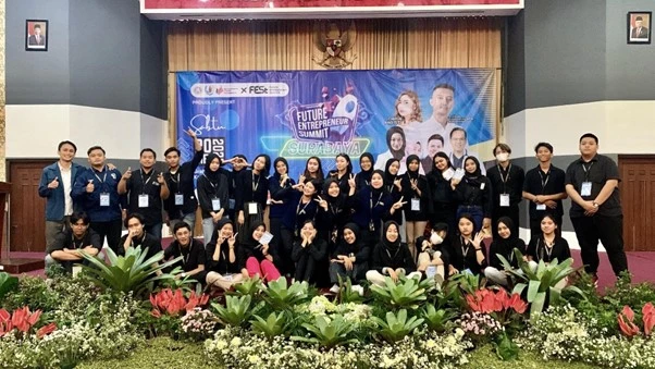 BEM Vokasi Unair X FEST Sukses Gelar “Surabaya Creativepreneur Festival 2023” yang Dihadiri 1.800 Peserta