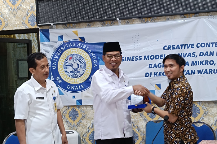 Fakultas Vokasi Universitas Airlangga Beri Pelatihan Creative Content dan Copywriting, Business Model Canvas, dan Digital Photography bagi UMKM di Sidoarjo