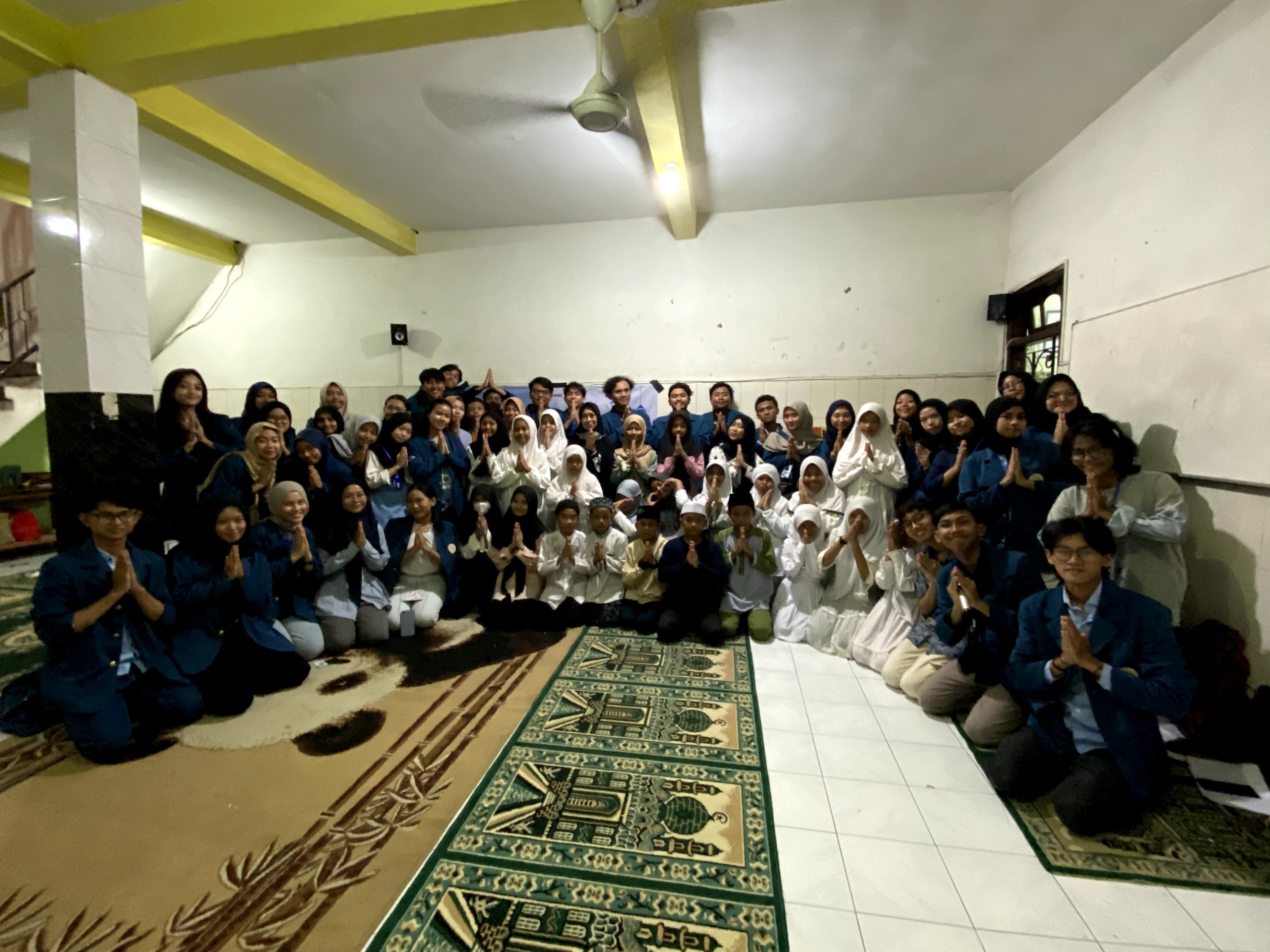 Berbagi Kebersamaan Ramadhan, Hima English Diploma Mengadakan Kegiatan “Edso Social Expedition”