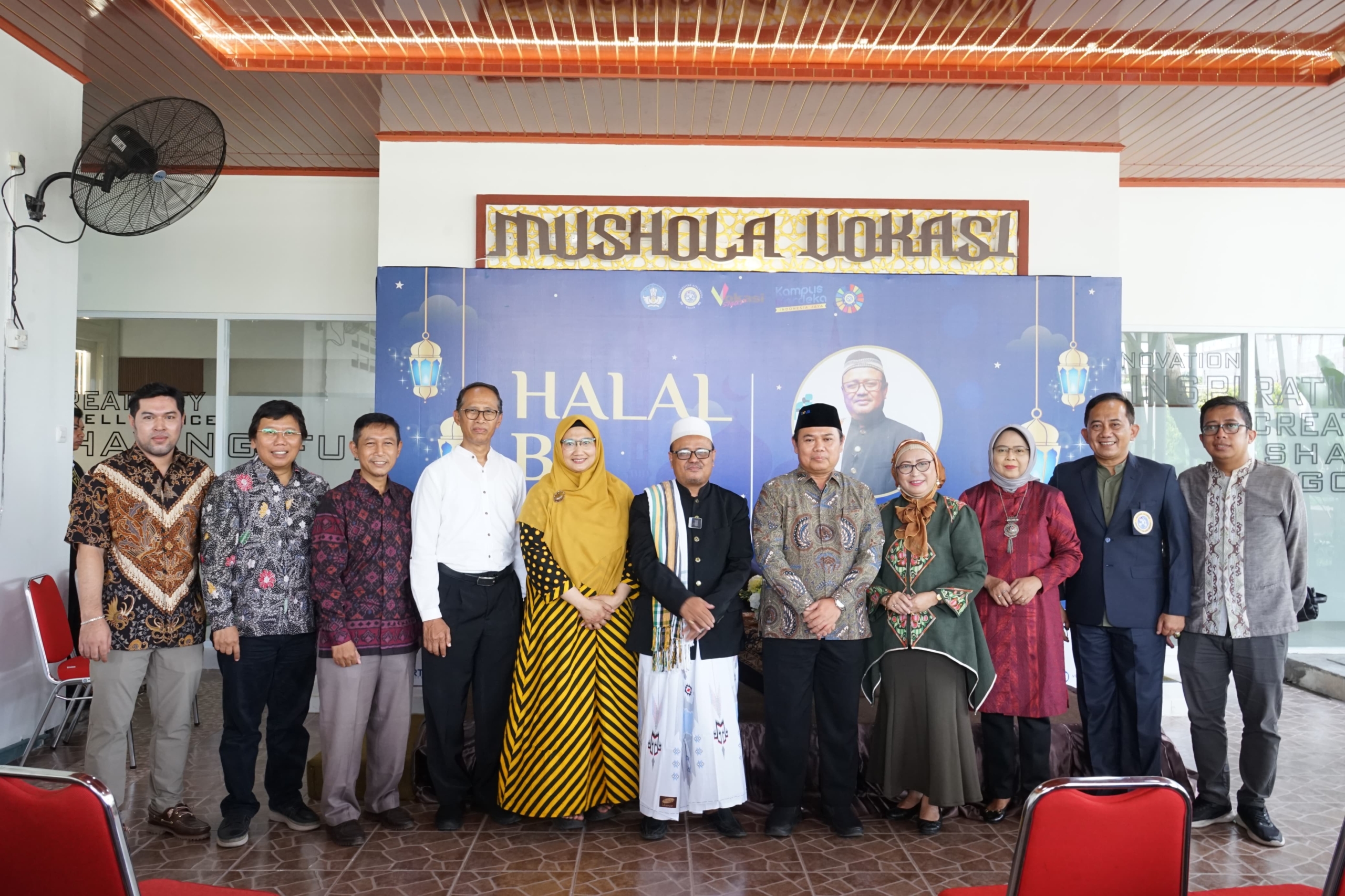 Halal Bi Halal Fakultas Vokasi Universitas Airlangga: Mempererat Silaturahmi antar Civitas Akademika 