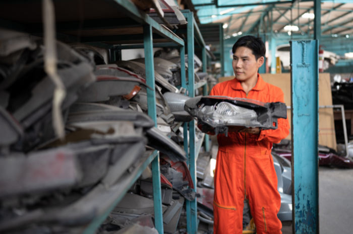 Hubungan Antara Iklim, Beban, dan Stres Kerja di Area Shearing Perusahaan Sparepart di Gresik_Canva