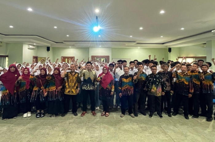 Kunjungan Studi SMAN 1 Galur Yogyakarta ke Vokasi UNAIR/dokumen istimewa