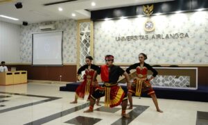 Kolaborasi-Internasional-Mahasiswa-D4-Kearsipan-UITM-Bersatu-di-International-Community-Service-2.0