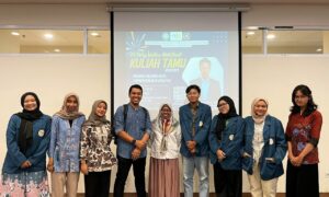 Bangun Sinergi Akademik-Profesional: D4 TLM UNAIR Hadirkan Praktisi dari PT. Otsuka Indonesia_Dokumen Istimewa