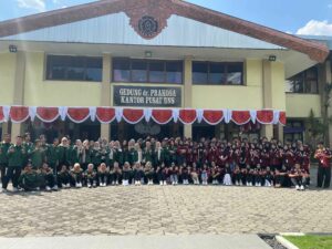 HIMA Manajemen Pemasaran Unair Gelar Studi Banding ke HMDIMA UNS_Dokumen Istimewa
