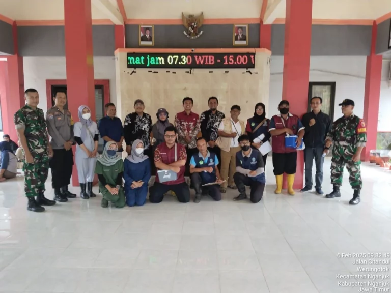 Mahasiswa Paramedik Veteriner UNAIR berkontribusi dalam program vaksinasi PMK di Nganjuk_Dokumen Istimewa