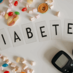 Mahasiswa D-IV Pengobat Tradisional UNAIR Ciptakan Sebuah Inovasi Sprayable Hydrogel Terapi Luka Diabetes_Canva