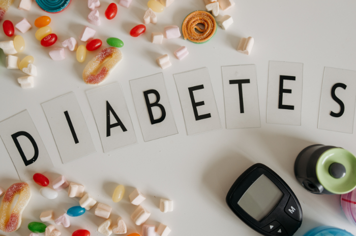 Mahasiswa D-IV Pengobat Tradisional UNAIR Ciptakan Sebuah Inovasi Sprayable Hydrogel Terapi Luka Diabetes_Canva