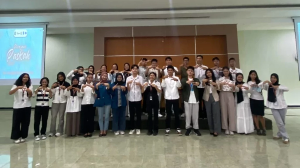 BEM Vokasi UNAIR Rayakan Paskah Penuh Makna dan Kebersamaan_Dokumen Istimewa