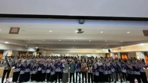 Jelajah Masa Depan: SMAN 1 Lamongan dan SMAN 1 Babat Serbu Fakultas Vokasi UNAIR_Dokumen Istimewa