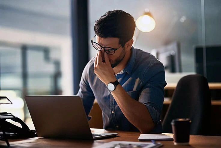 Fenomena Digital Fatigue: Ancaman Kesehatan di Era Layar Digital_Google