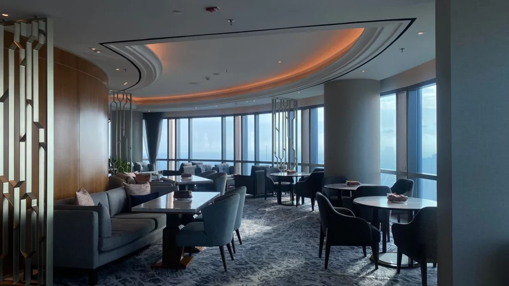 Wujudkan Layanan Premium Melalui Peran Ganda Club Lounge Attendant di The Westin Surabaya_Dokumen Istimewa
