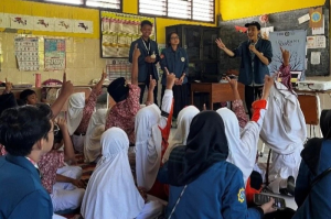 ADIMAS: Cara Kreatif BBK 5 Unair Kenalkan Profesi ke Siswa SD_Dokumen Istimewa