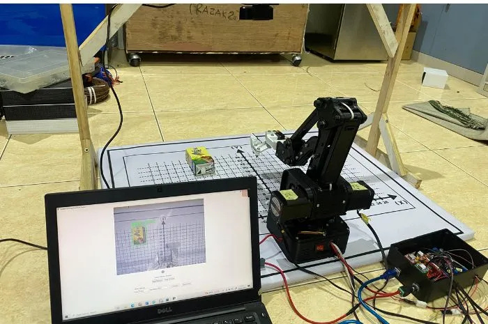 Peningkatan Efisiensi Penyortiran Produk Susu dengan Robotika Melalui Pendekatan YOLOv8_Dokumen Istimewa