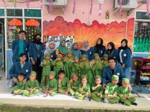 Dunia Bermain dan Belajar: Kolaborasi Edukatif BBK 5 Universitas Airlangga di MI Nurul Huda_Dokumen Istimewa