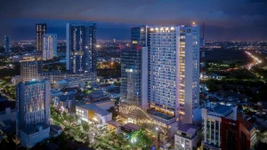 Peran Emotional Labor dan Intelligence pada Kinerja Hotel Surabaya_Google