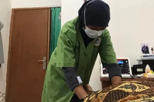 Pijat Bali Efektif Menurunkan Skor PSQI Pada Mahasiswa Insomnia_Dokumen Istimewa