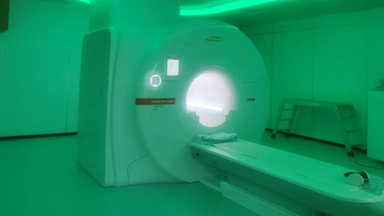 Keselamatan Pemeriksaan MRI Melalui Pemahaman Risiko Benda Feromagnetik_Dokumen Istimewa