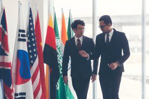 Digitalisasi Diplomasi dan Negosiasi Damai di Era Informasi