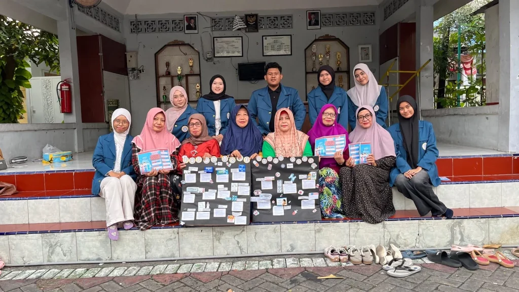 Dari Awam Jadi Paham: Suksesnya Penyuluhan Penggolongan Obat Bersama Ibu PKK Graha Bunder Asri