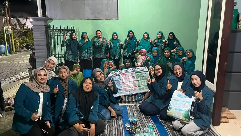 Edukasi Sediaan Obat Khusus, Bekal Baru Ibu PKK Jaga Kesehatan Keluarga