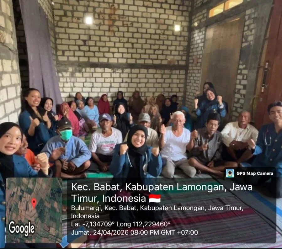 Sentuhan Humanis Mahasiswa Keperawatan UNAIR di Lamongan: Edukasi Obat Khusus Sambil Berbagi Ceria dengan Lansia