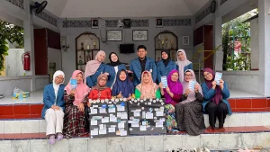 Tingkatkan Pengetahuan Masyarakat, Mahasiswa Keperawatan Gelar Edukasi Obat