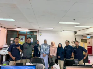 Pengembangan Kompetensi Manajemen Perkantoran Digital melalui Program Magang di PT Petrokimia Gresik.